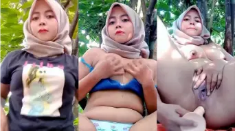 Ratih Hijab Sange Colmek di Kebun Video by indo