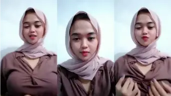 Hijaber Cantik Remas Tetek Godain Pascol Video by BokepHUB
