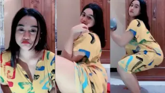 Host Berdaster Cantik Imut Goyang Hot Video by TXXX
