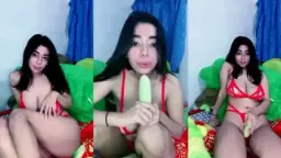 Ica Mainin Timun Omek Video by BokepHUB