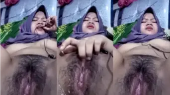 Jilbab Semok Sange Pengen Diewe Video by xVideos
