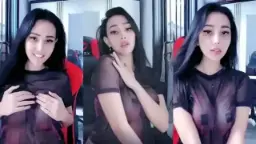 Utingnya Kak Chikita Remas Susunya Video by YouJizz