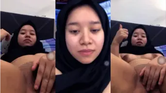 VCS Mahasiswi Hijab Ajakin Crot Bareng Video by TubeV