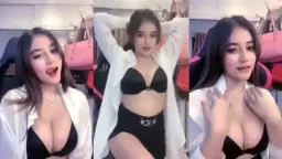Si Cantik Lidya Danira Binal Goyang Erotis Video by BebasIndo