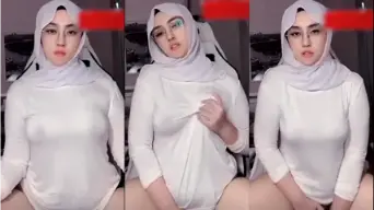 BabyPanda Hijaber Live Remas Toket Video by SpankBang