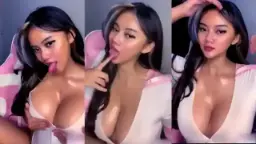 Aura Eksotis Toge Jilat Tetek Sendiri Mango Video by FapHouse