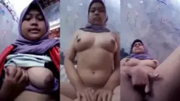 ABG Jilbab Pamer Susu Montok Colmek Video by YouPorn