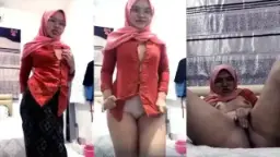 ABG Jilbab Pink Colmek – Urmomnerdy Onlyfans Video by BokepHUB