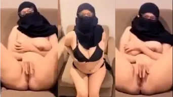 Lisaaa Queen Hijab Toge Viral 03 Video by YouJizz Lisaaa Queen Hijab Toge Viral 03 Video by YouJizz