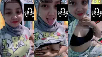 VCS Belva Hijab Remas Toket Melet Video by YouJizz